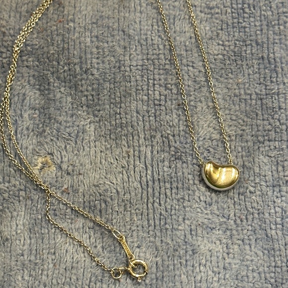Tiffany Genuine Elsa Peretti Silver Bean 16” Necklace and Earrings - Picture 2 of 10